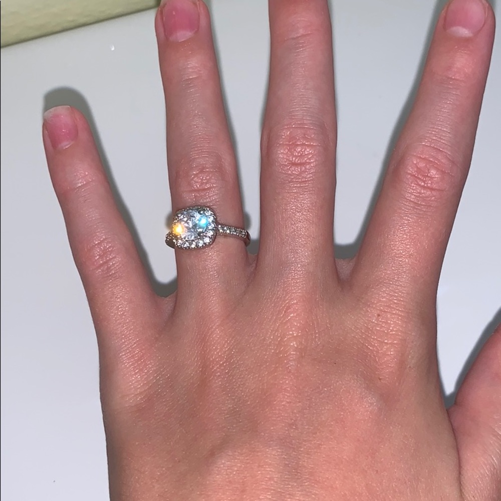 Crystal ring